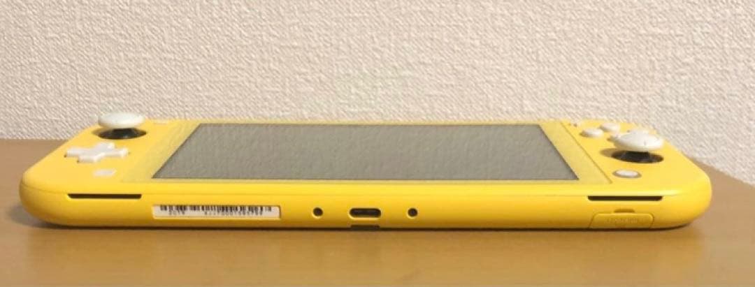 Nintendo Switch Lite スイッチライト イエロー ケース付