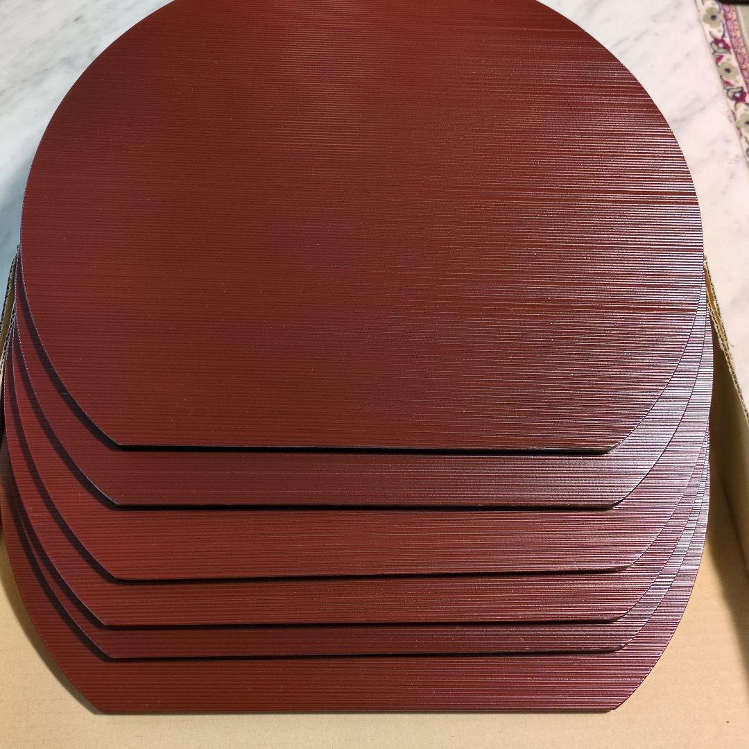 漆ヘギ木両面半月　黒赤ラウンド膳6枚セット