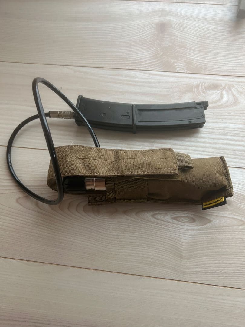 東京マルイ　MP7A1 タンカラー　ガスブローバック　co2外部ソース付き