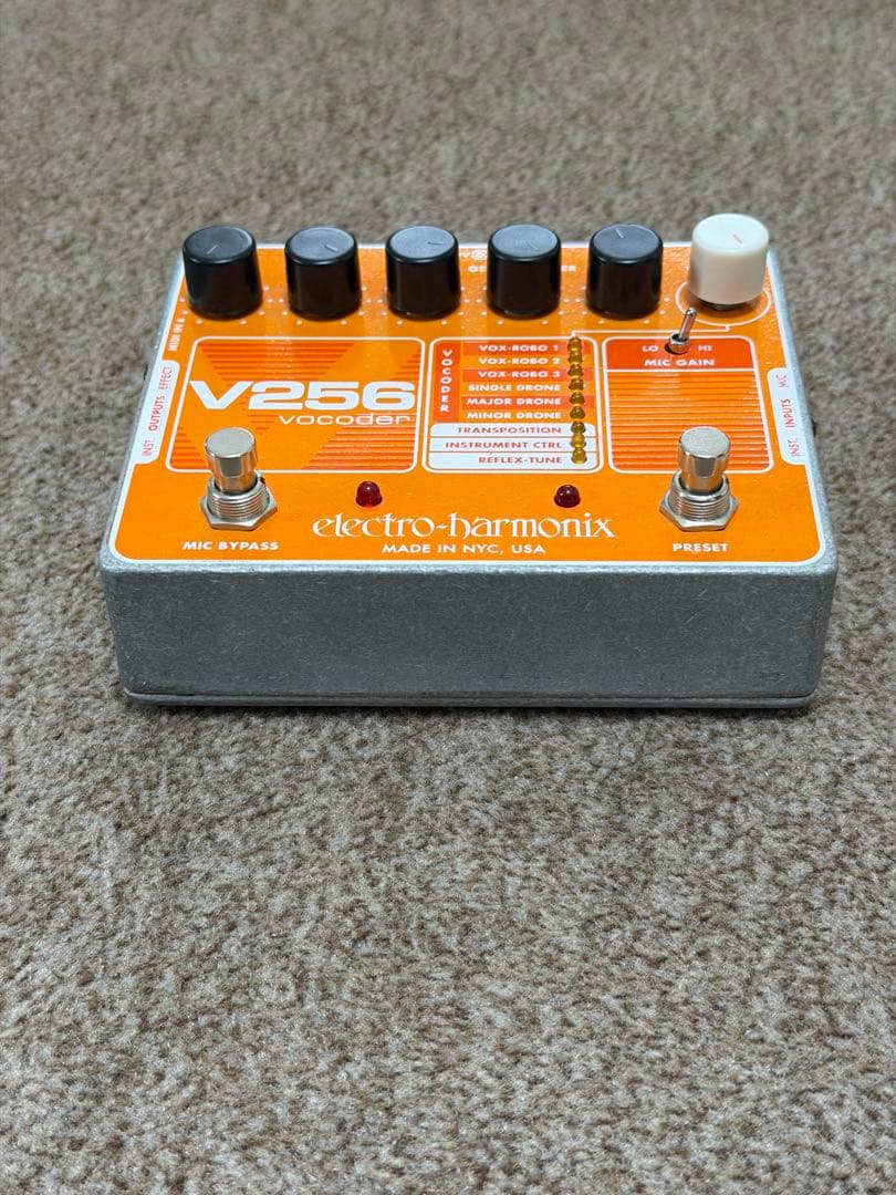 electro-harmonix V256 ボコーダー
