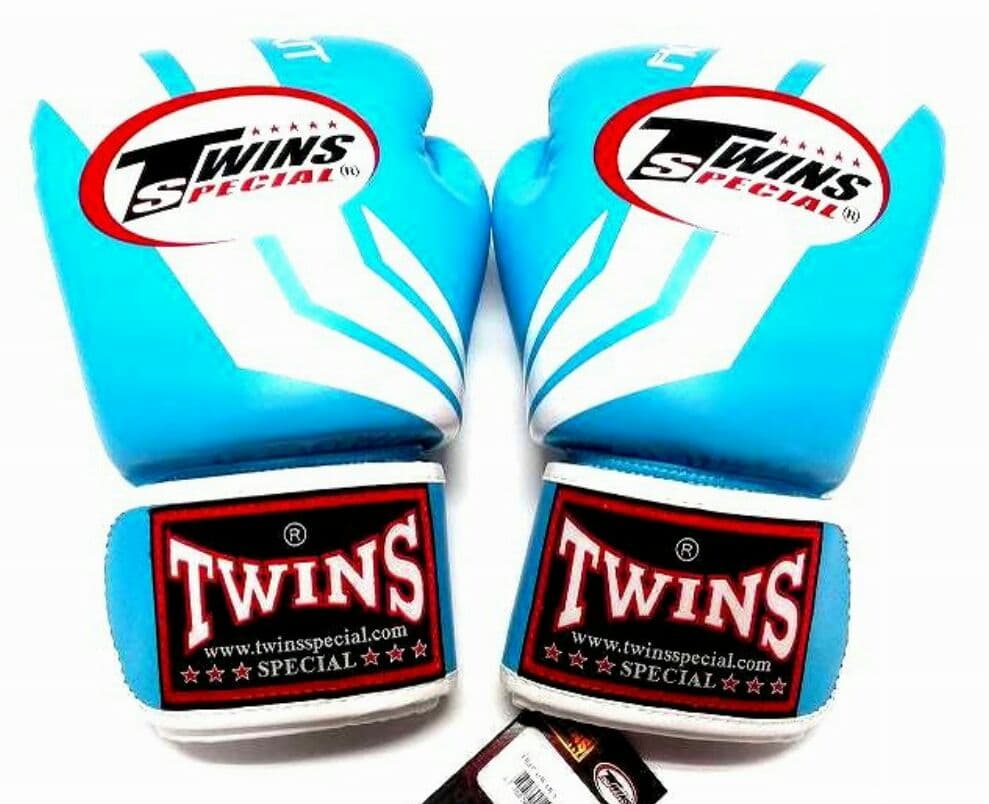 新品 正規 TWINS 本格ボクシンググローブ 本革製 サイズ選択　Ｆｓ水白
