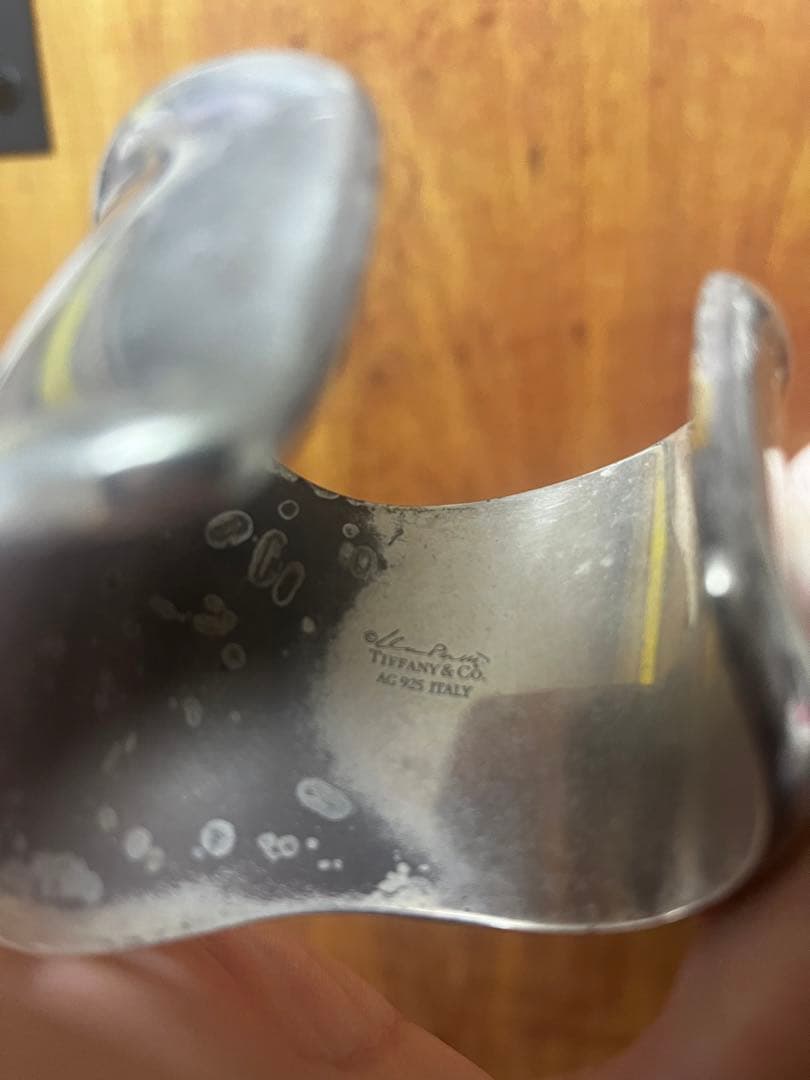 左/ティファニー/スターリングシルバー/ボーンカフ/ミディアム/エルサペレッティ