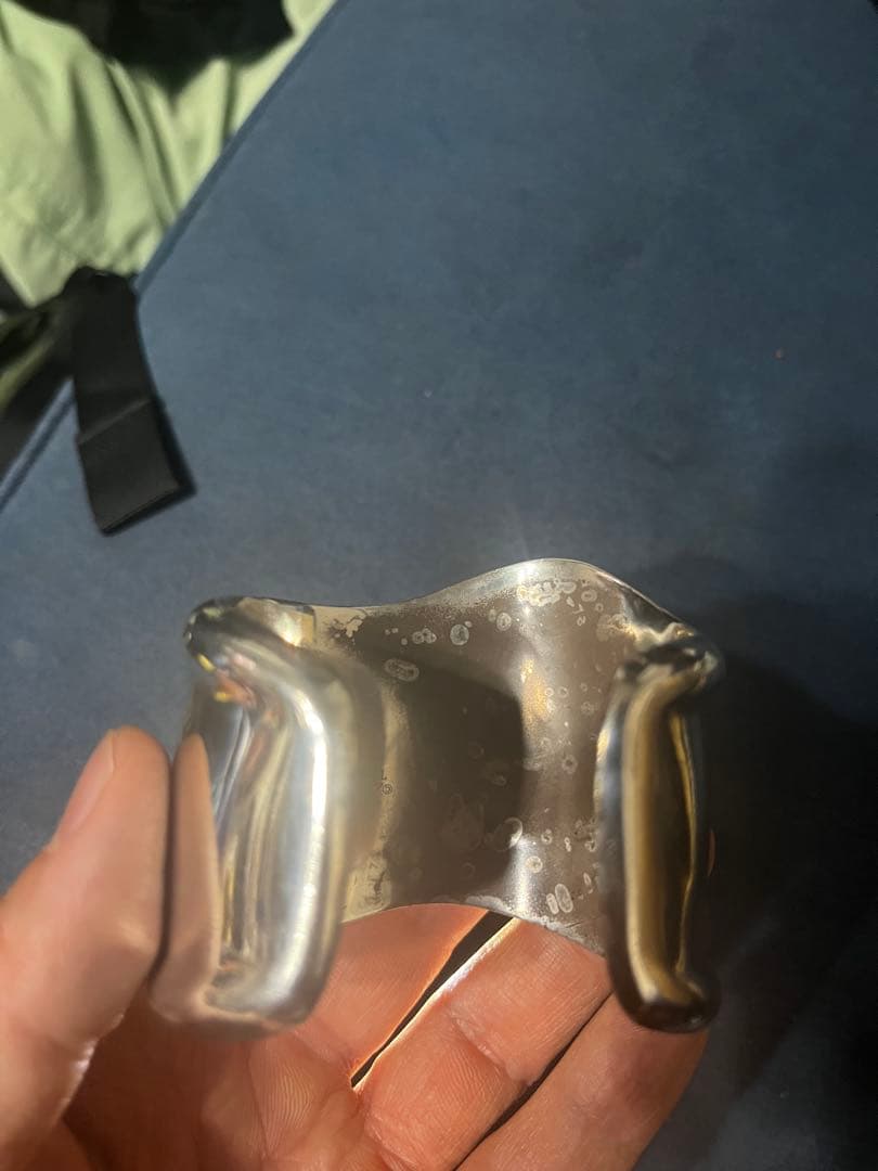 左/ティファニー/スターリングシルバー/ボーンカフ/ミディアム/エルサペレッティ