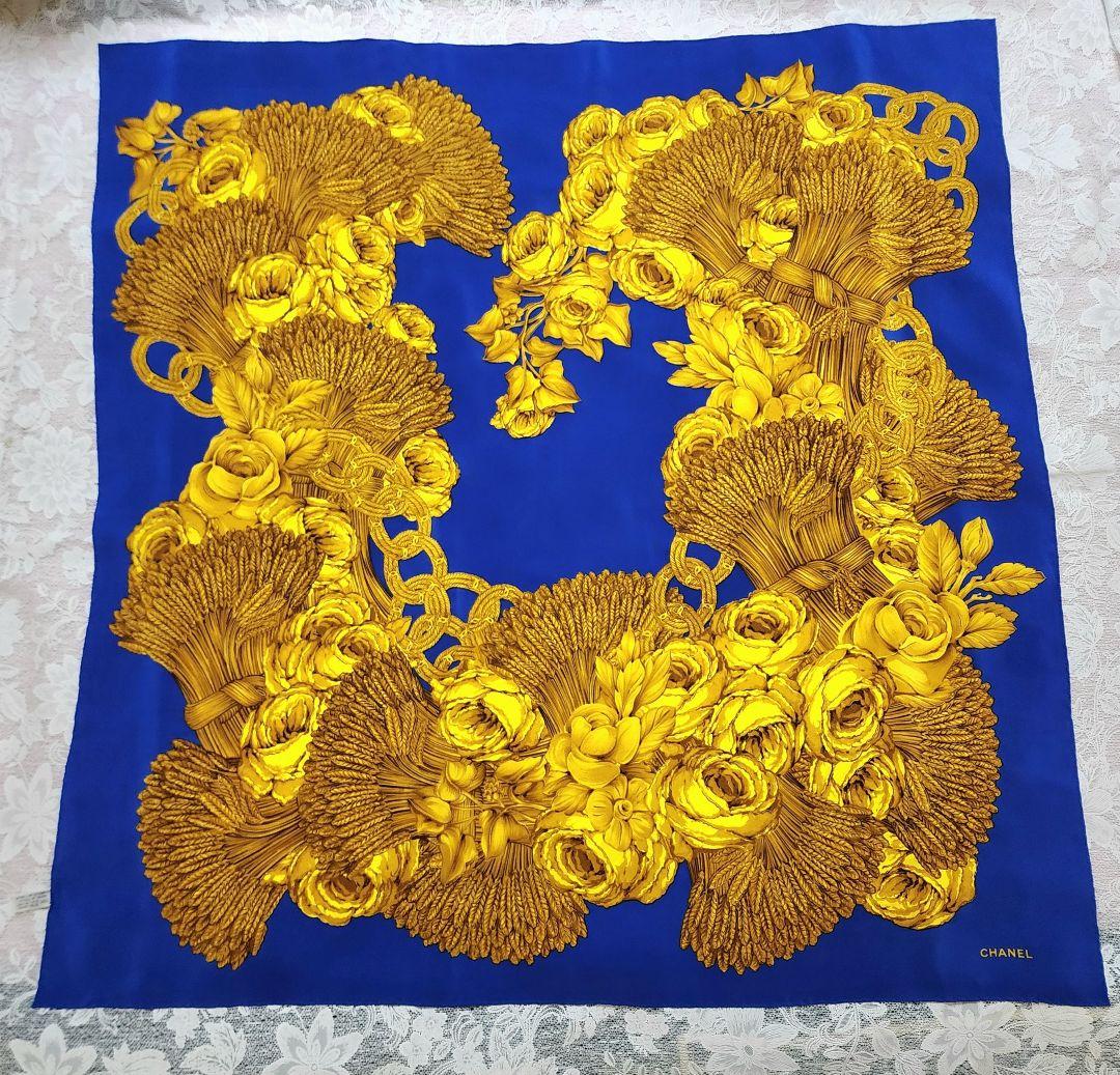 【 CHANEL 】シャネル　ヴィンテージ シルク スカーフ ココマークチェーン