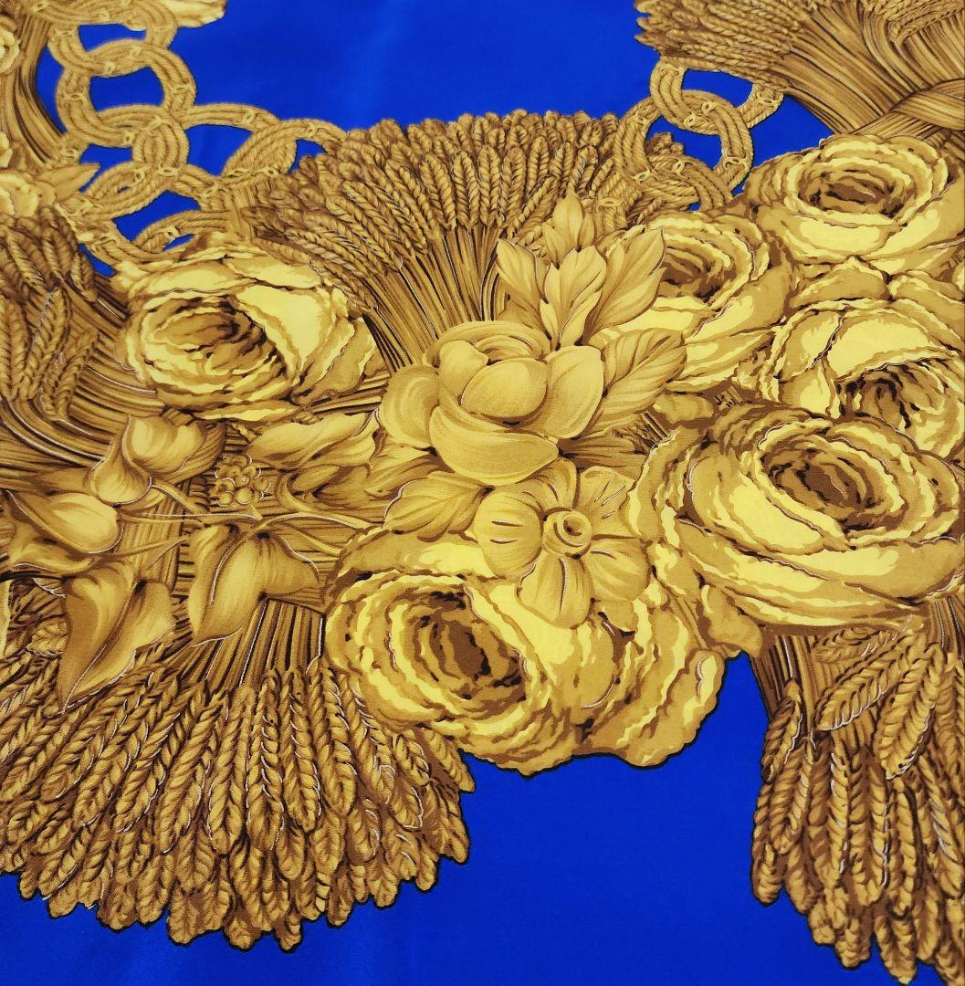 【 CHANEL 】シャネル　ヴィンテージ シルク スカーフ ココマークチェーン