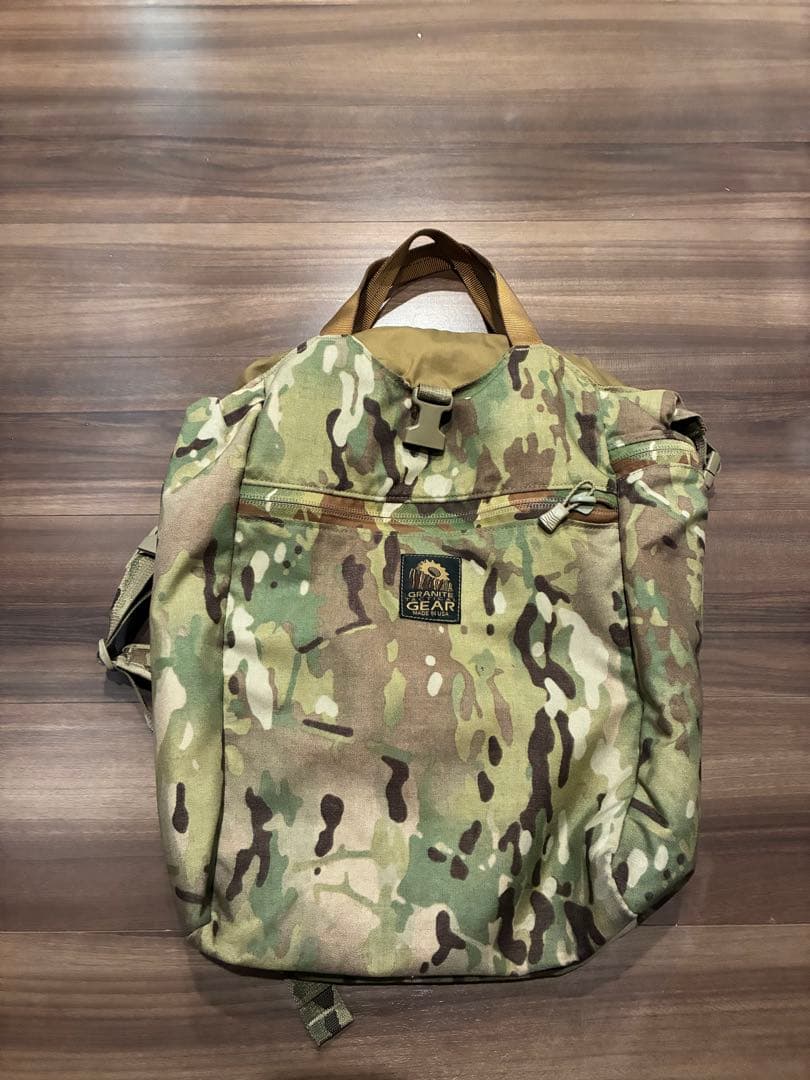 グラナイトギア　タクティカルトート　マルチカム
