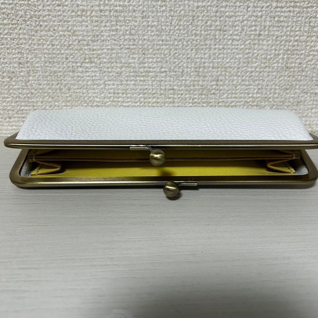 ホワイトレザー　本革　がま口　長財布　お札入れ