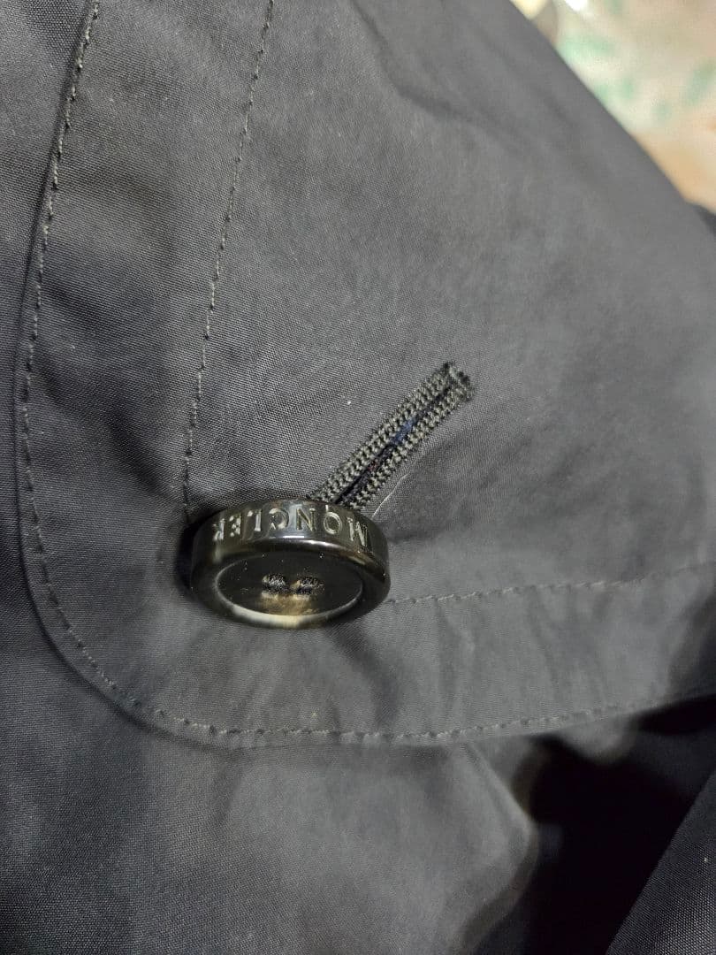 MONCLER 　DAMEショートブルゾン　ブラック