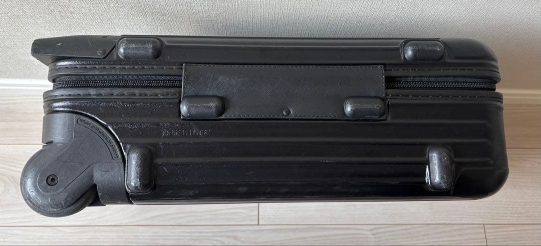 RIMOWA リモワ　サルサ 2輪 キャリーケース機内持込OK