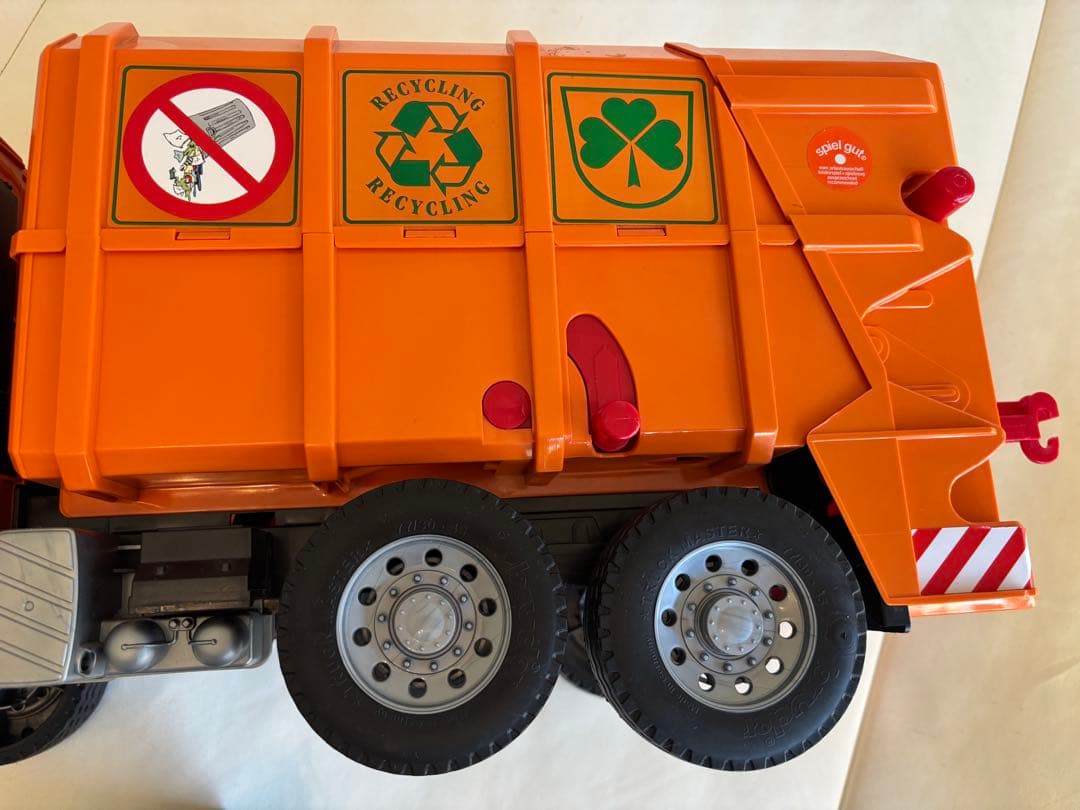 Bruder ミキサー車、ゴミ収集者、ショベルカー3点セット