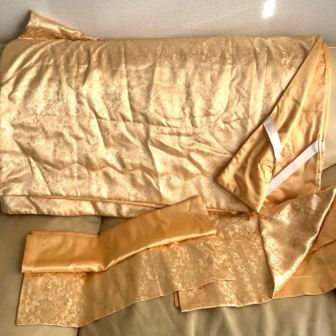 【シルク中綿】金色 サテン 地紋　シングル敷きベッドマット＋枕カバー2枚セット
