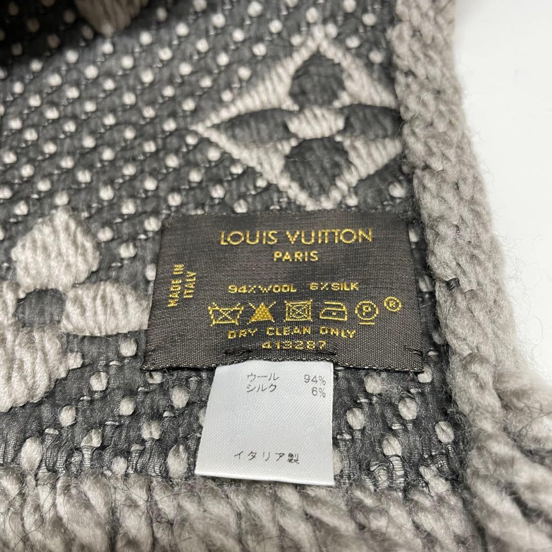 ブ*ん様 LOUIS VUITTON エシャブルロゴマニア　グレー マフラー