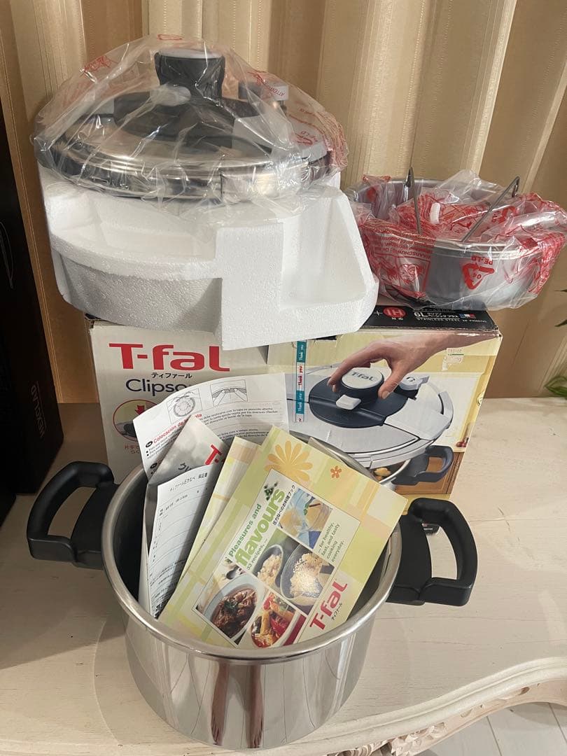 未使用T-FAL プレッシャークッカー(圧力鍋)6L