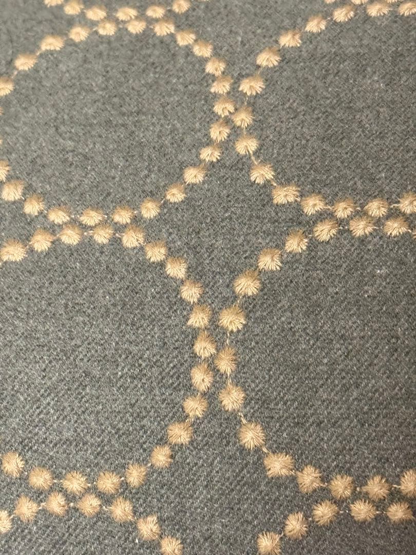 ミナペルホネン使用スツール　オットマンハンス.j.ウェグナーデザインリプロダクト