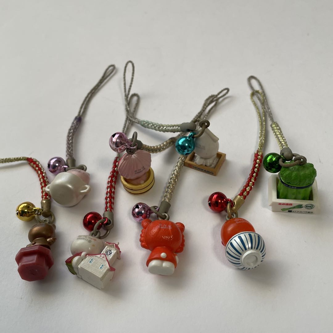 【値下】 ご当地 キティ 根付け ハワイ グアム 含む 69個 ストラップ