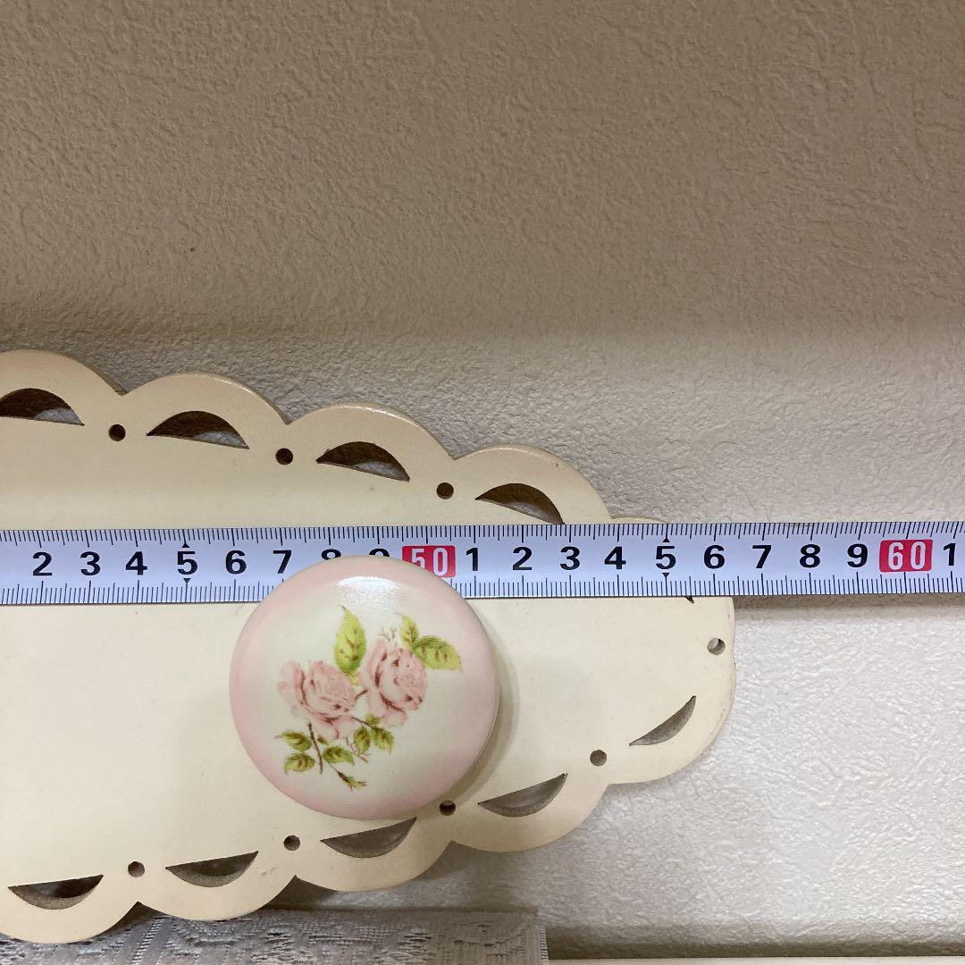 イマン　ダイアナローズのつまみを使ったラック①