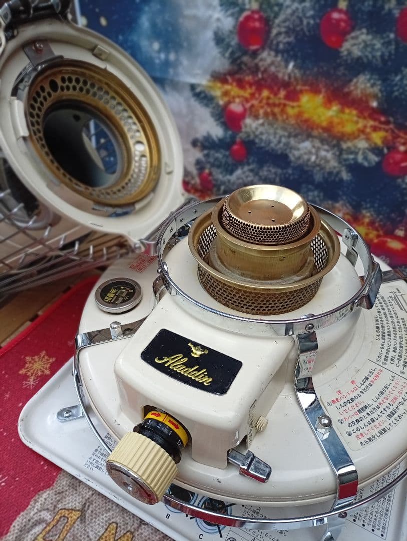 アラジンストーブ メンテナンス済み。純正芯交換済。取説付きです。グリーン