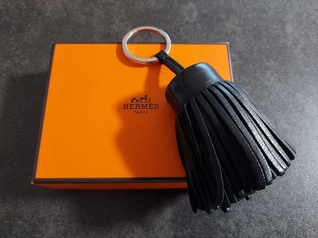 HERMES エルメス カルメン キーホルダー アクセサリー 国内正規品本物