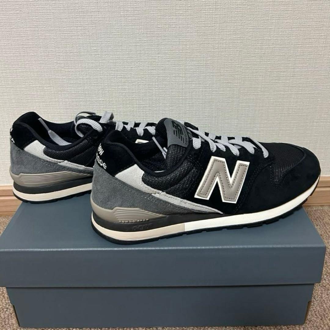 ニューバランス　CM996V2