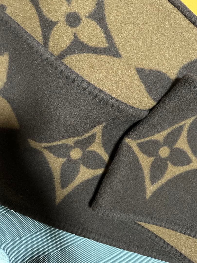 LOUIS VUITTON エシャルプ　スィートドリームマフラー