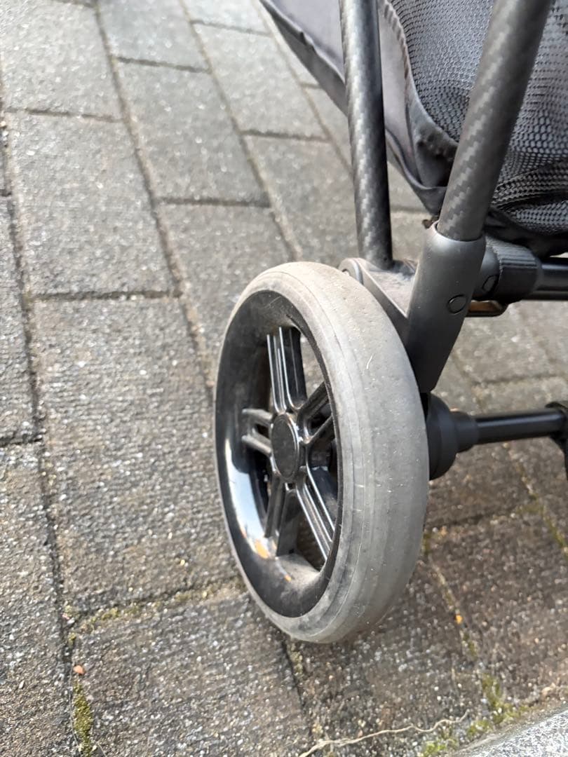 サイベックス　cybex　メリオカーボン　ブラック　2022