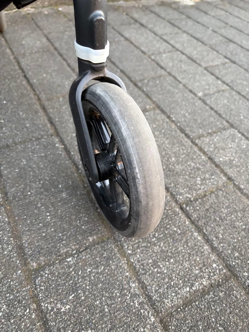 サイベックス　cybex　メリオカーボン　ブラック　2022