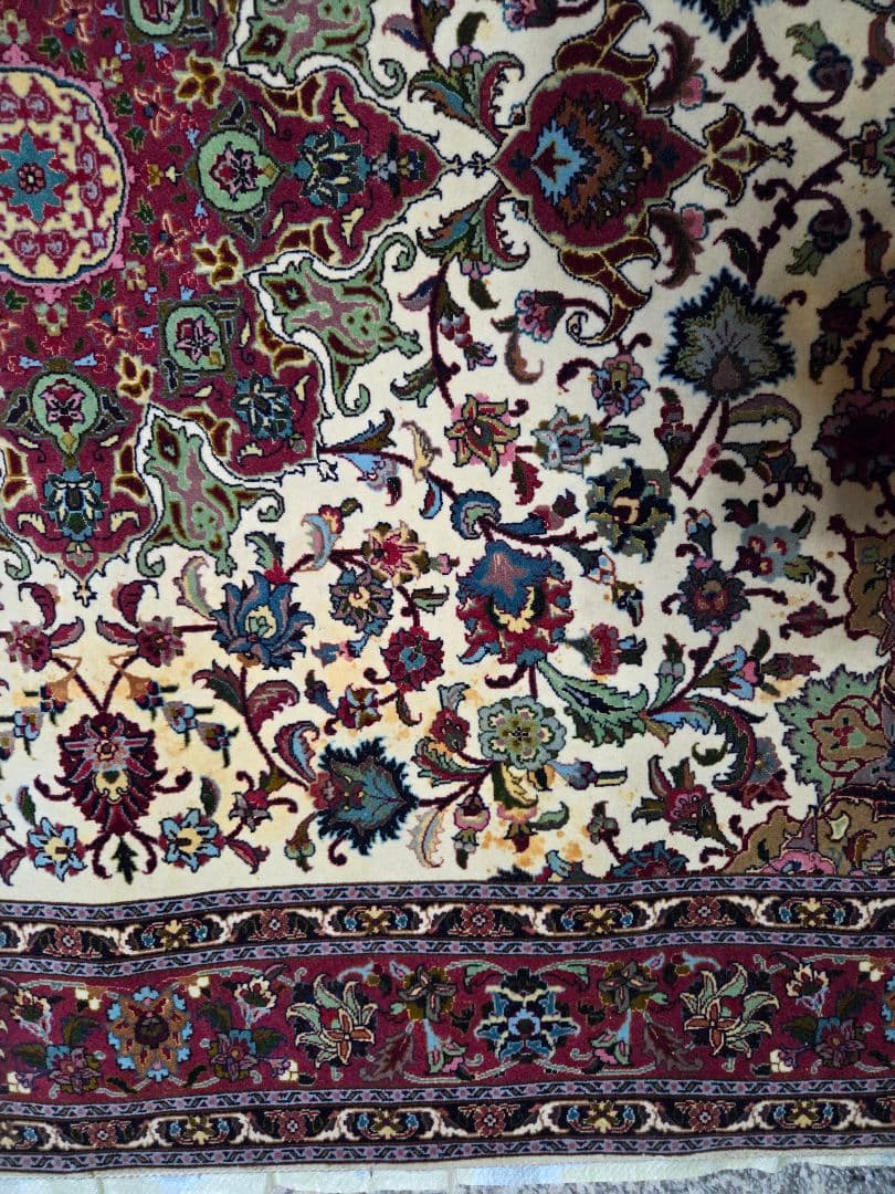 ペルシャ絨毯　手織り