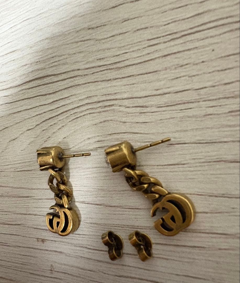 専用‼️GUCCI GGロゴ ゴールドトーン ピアス