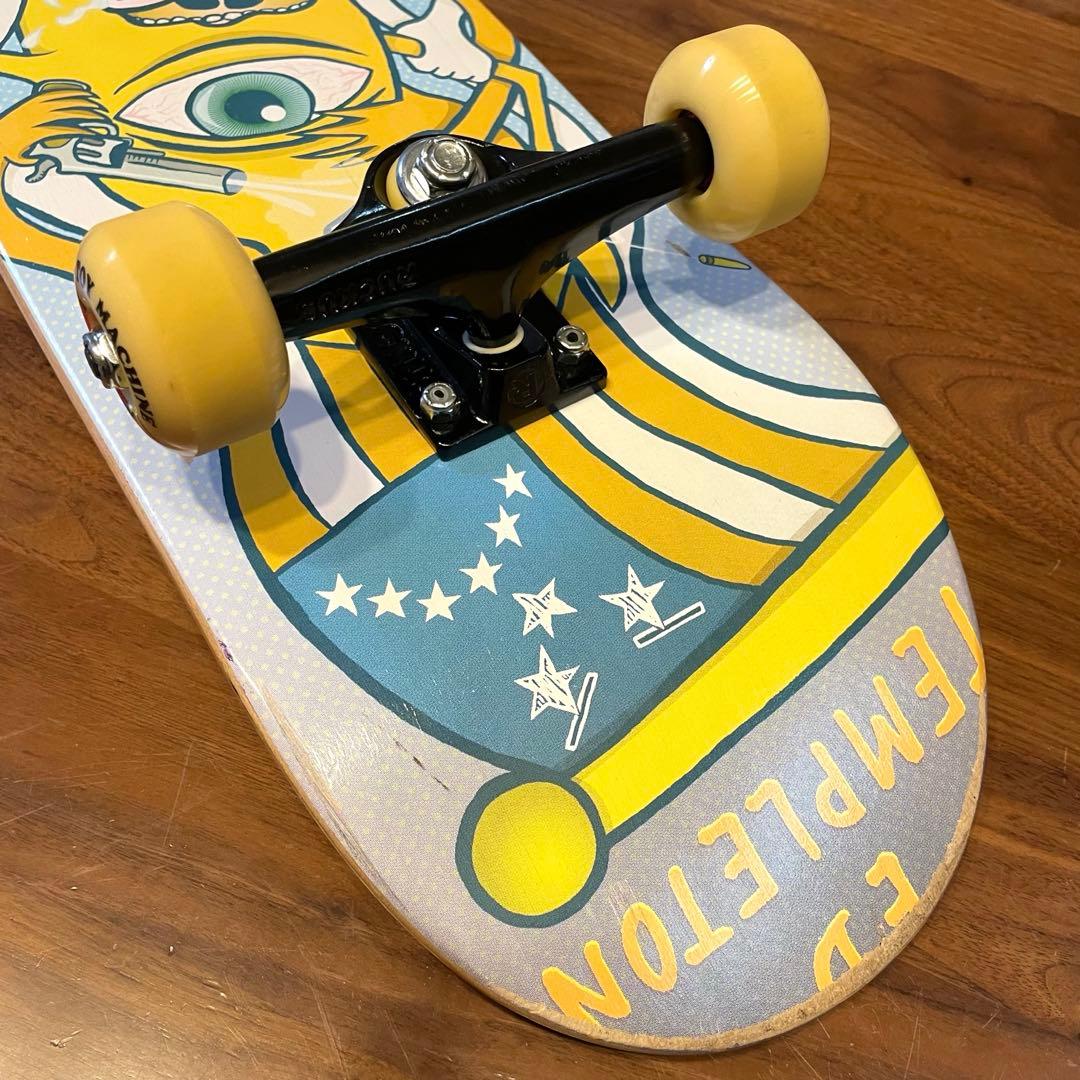 トイマシーン　スケートボード　スケボー　コンプリート　中古スケートボード