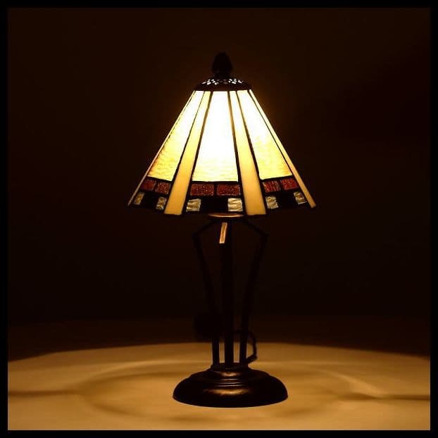 ティファニースタイル　アイアン　シェード　クラッシック　ステンドグラスランプ