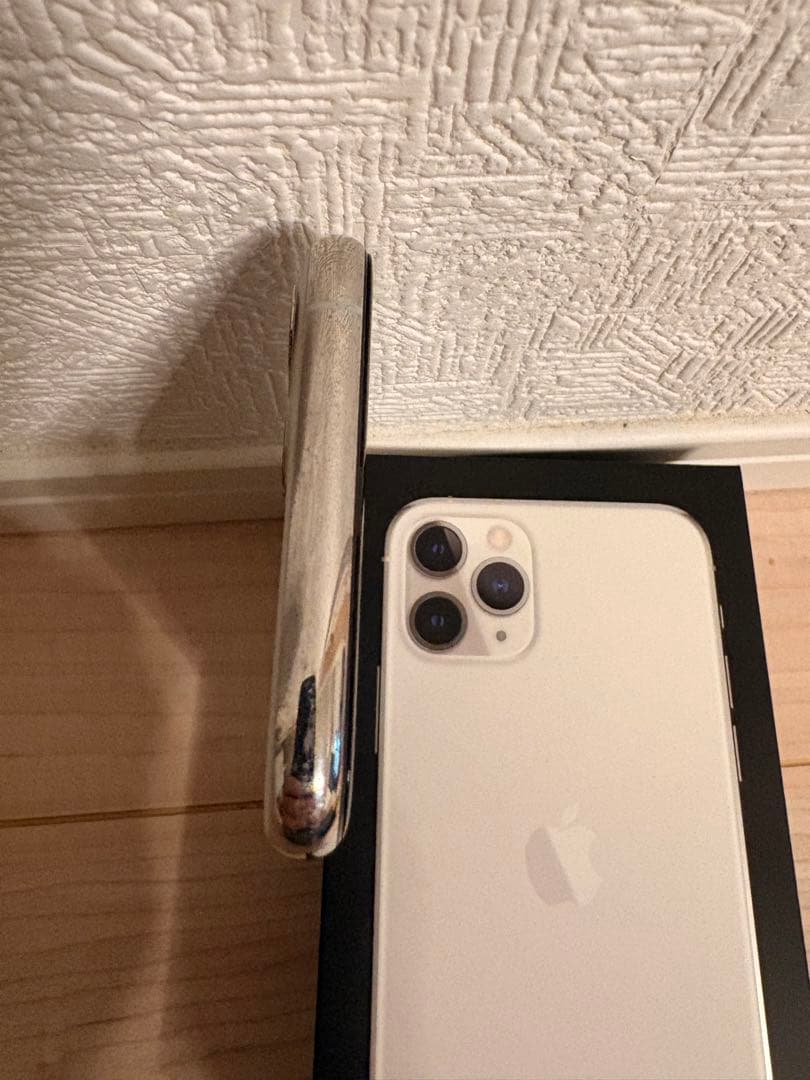 A*o様 Apple iPhone 11 Pro シルバー 本体