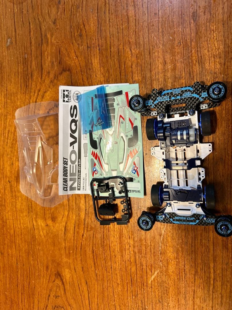 ミニ四駆 NEO-VQS クリヤーボディ　 95648 vzシャーシ　セット