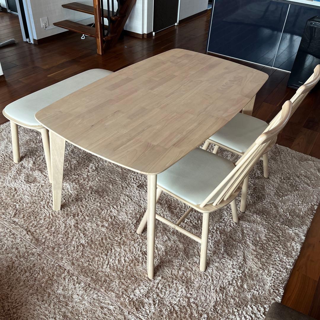 ダイニングテーブルセット　マナベ家具