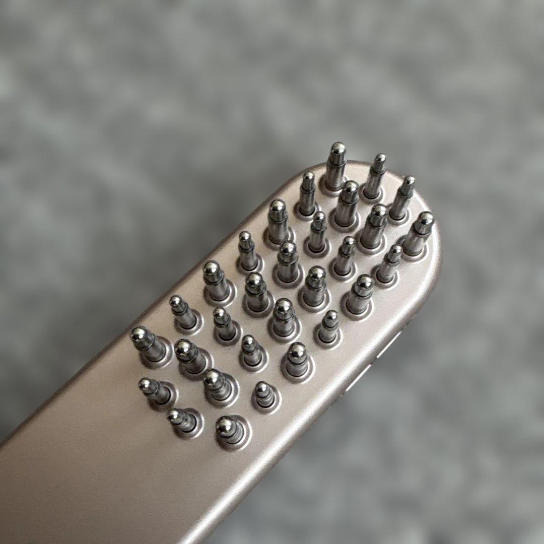 サロニア　電気ブラシ　EMS リフトブラシ　ピンクカラー