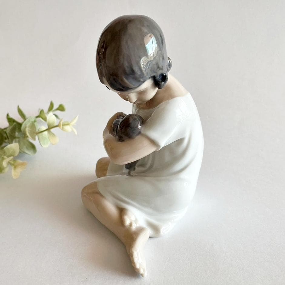 ロイヤルコペンハーゲン 少女 人形 フィギュリン 廃盤品