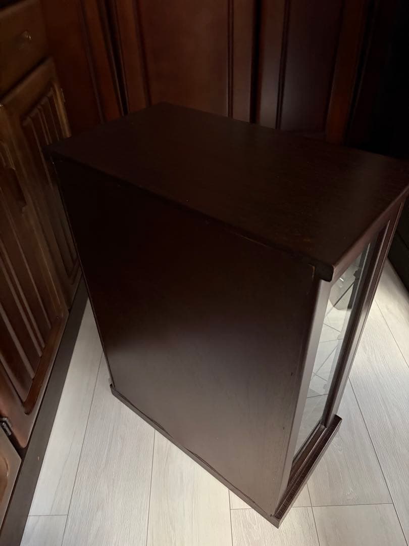 キャビネット　鏡　ガラスケース　大塚家具