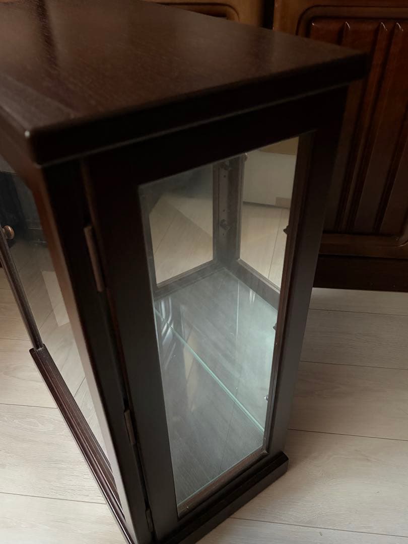 キャビネット　鏡　ガラスケース　大塚家具