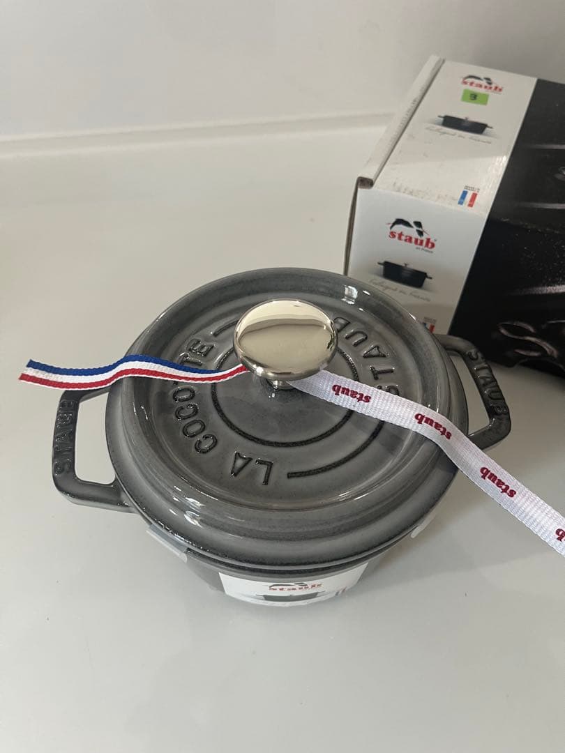 B*■様 ストウブStaubココット ラウンドグレー 14cmホーロー 鍋
