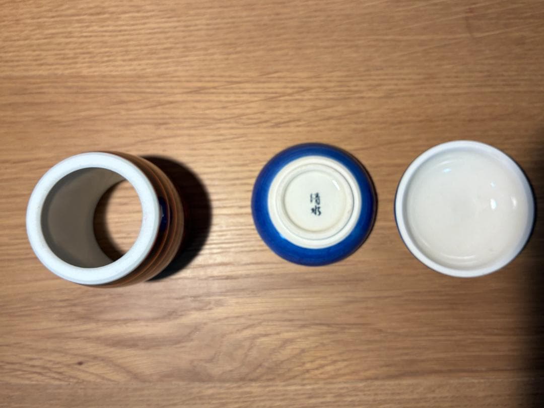 067 茶道具セット 陶器製茶碗と木箱付き