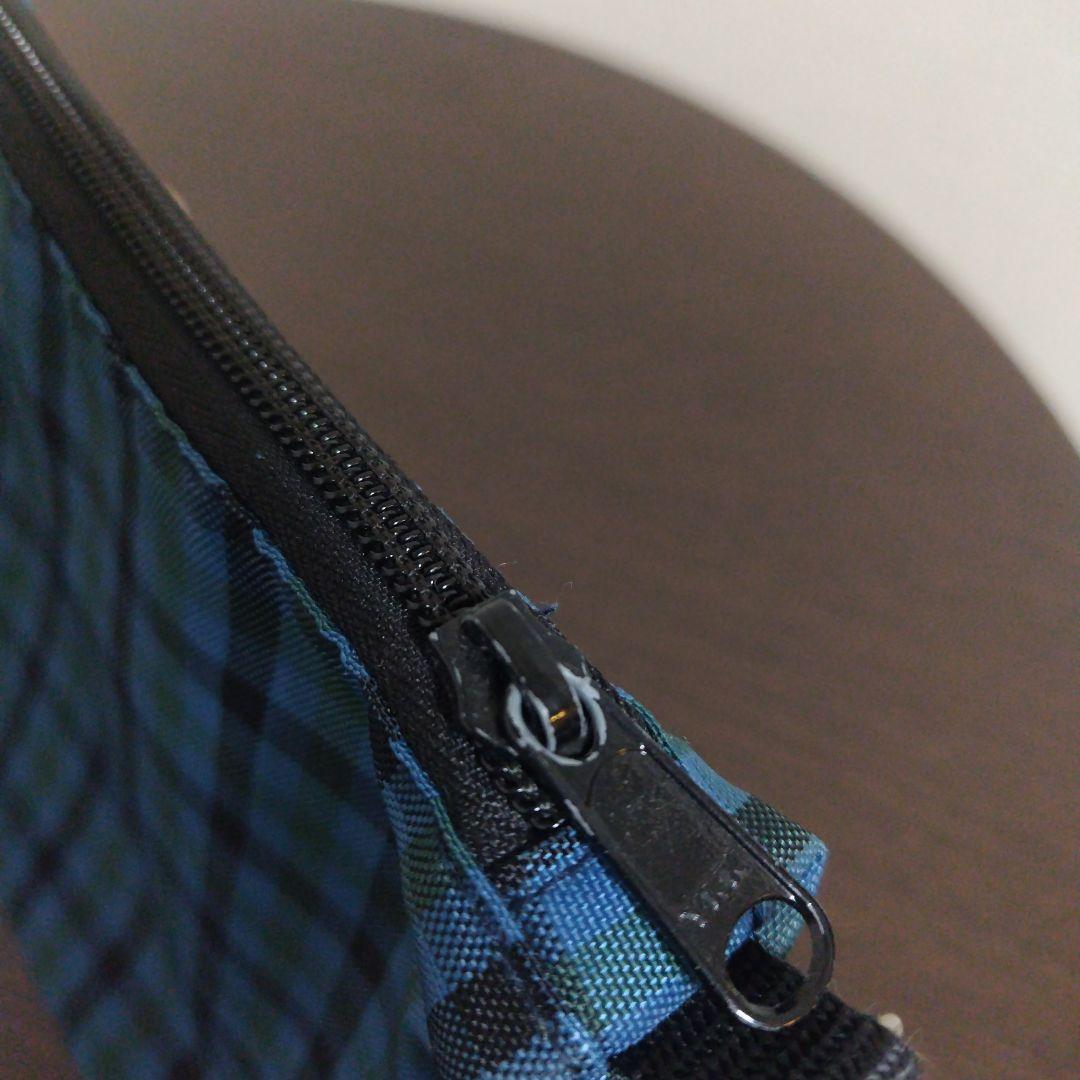 ファミリア familiar ショルダーバッグ ポシェット くまのチャーム付き