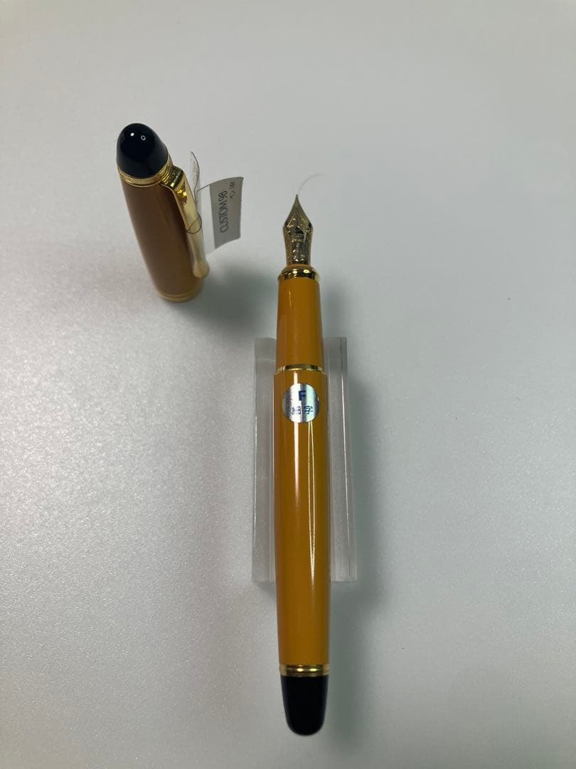 PILOT パイロット カスタム98　ダークイエロー　F-nib
