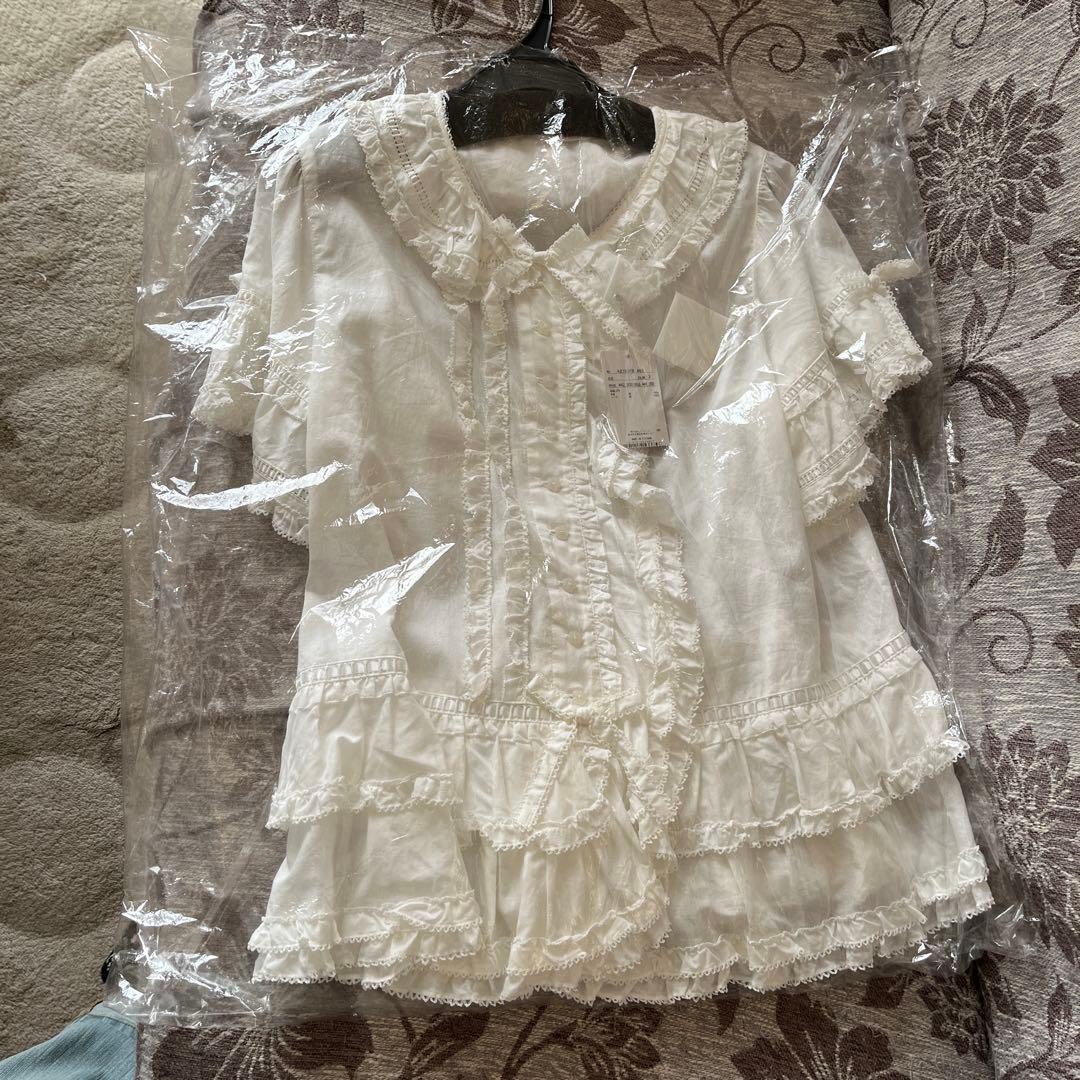 ☆ピンクハウス☆フリル付きホワイト半袖ブラウス