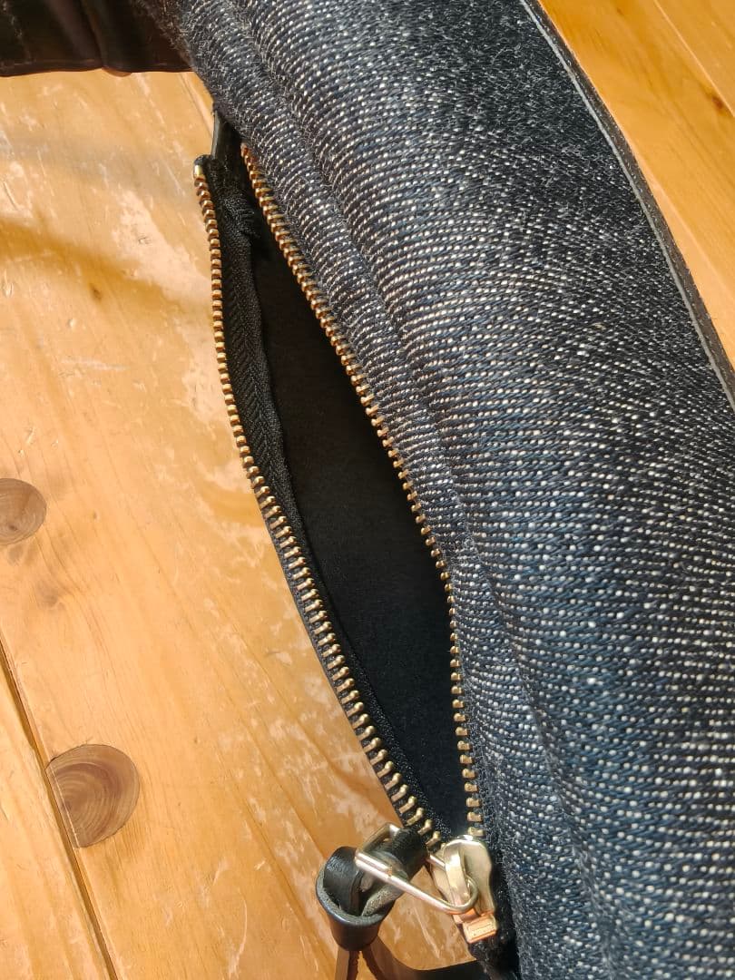 ビーズ屋公ちゃん。 スタルディーボディーバッグ S 美品