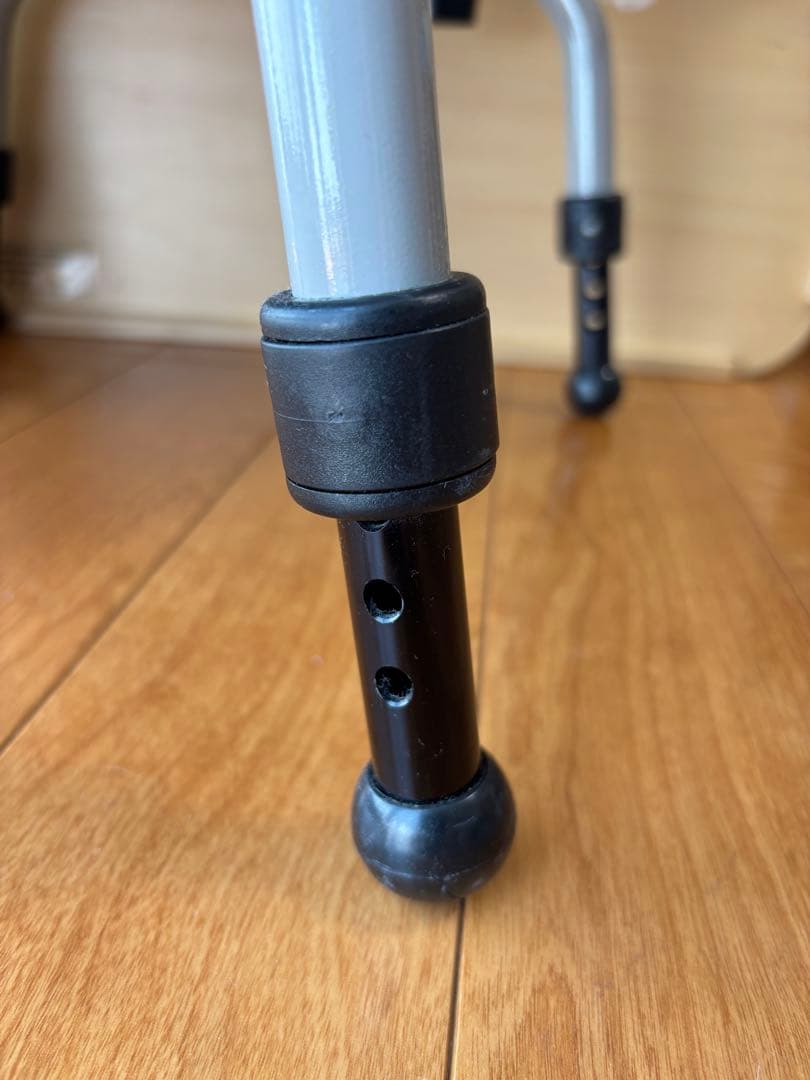 レポチャイルド 座位保持椅子