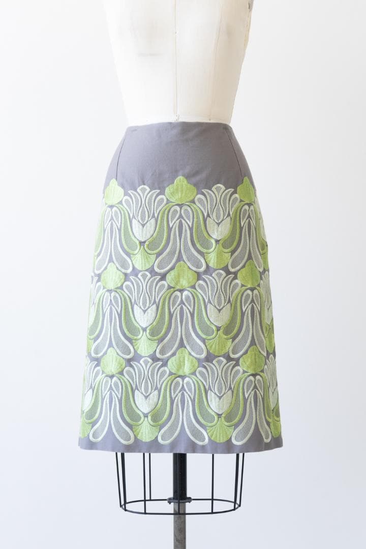 DRIES VAN NOTEN ドリスヴァンノッテン 刺繡 柄 スカート