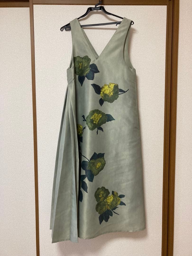 Ameri ELLIE ASYMMETRY PLEATS DRESS グリーン