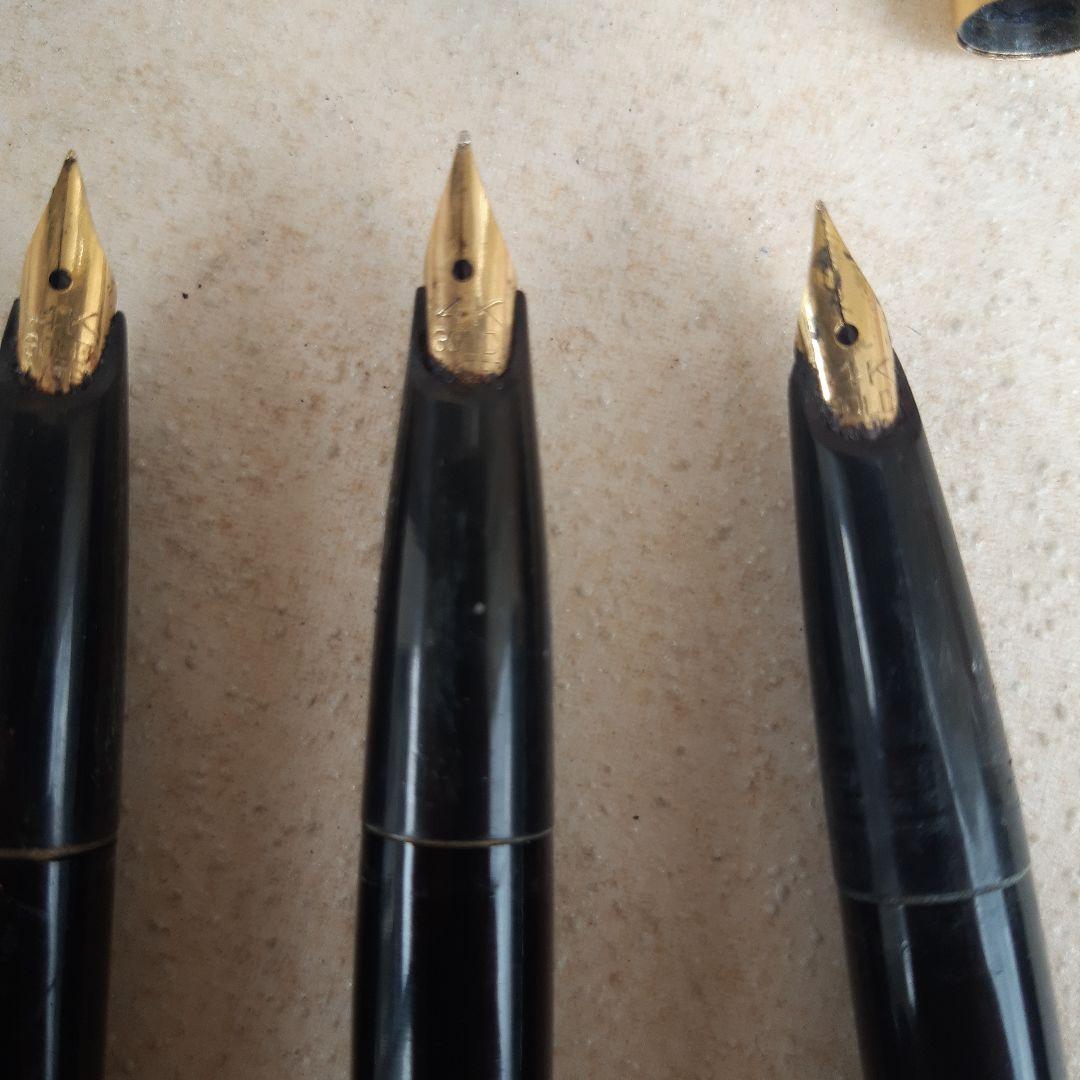 万年筆 4本セット 黒と金 ペン先 K14刻印あり