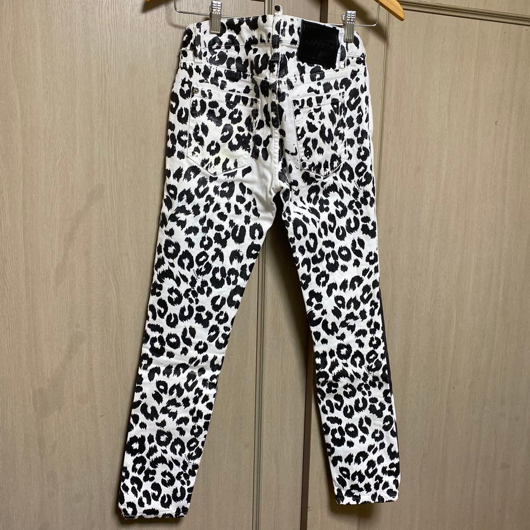 DSQUARED2 レオパード柄 デニムパンツ