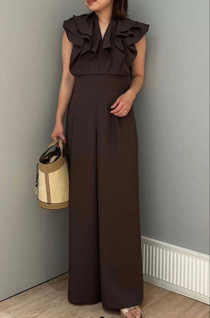 【新品未使用】CELFORD セルフォード ラッフルフリルロンパース