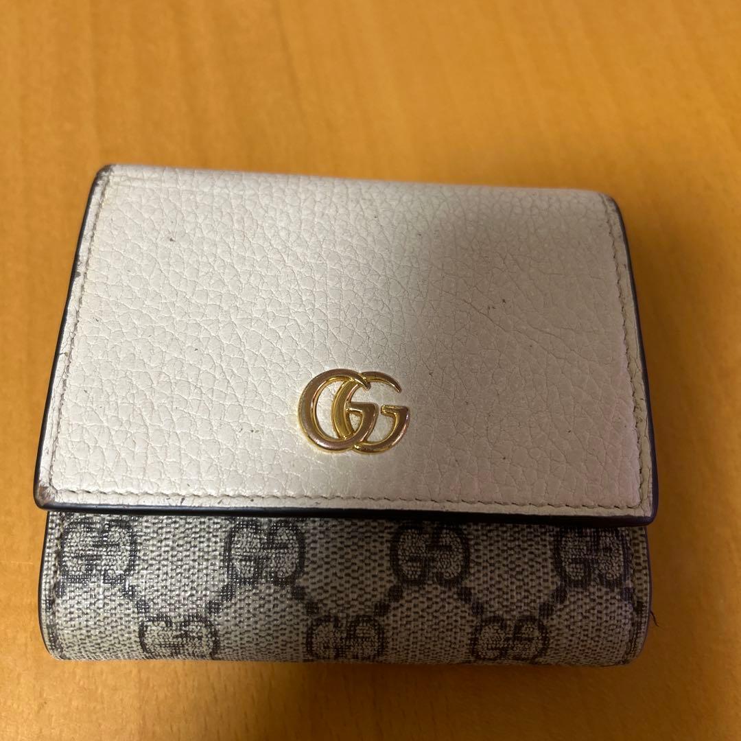 専用です。 GUCCI 二つ折り財布 ホワイト グレー